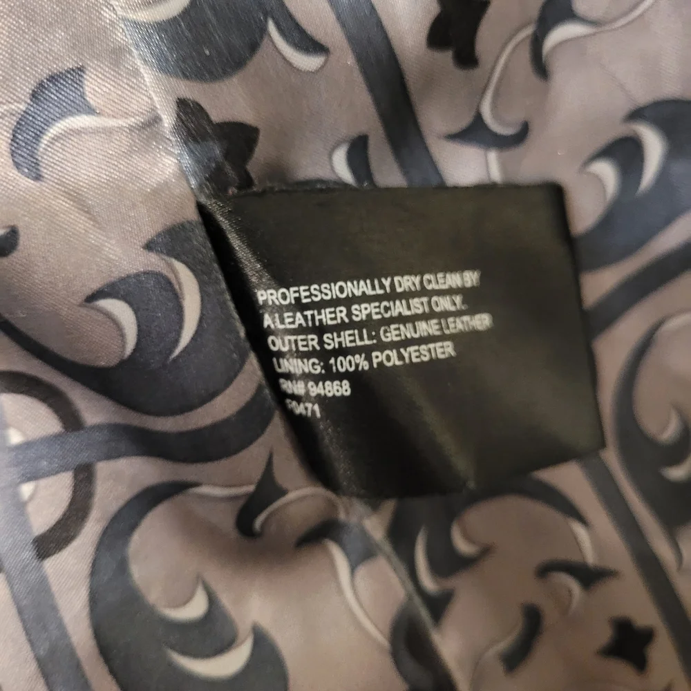 Bernardo Jacket Size XL - Picture 7 of 7